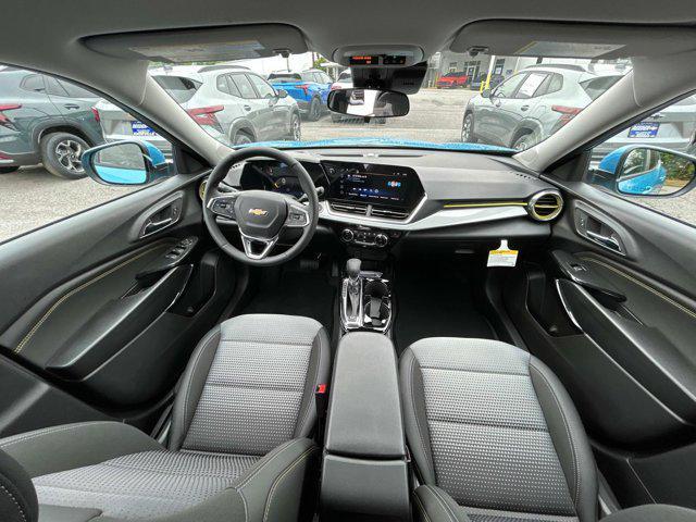 new 2025 Chevrolet Trax car, priced at $24,875