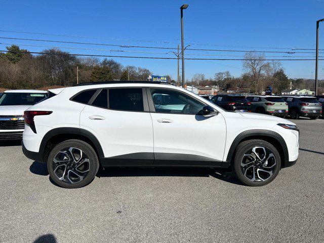 new 2025 Chevrolet Trax car, priced at $27,330