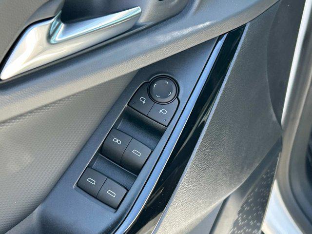new 2025 Chevrolet Equinox car, priced at $32,535