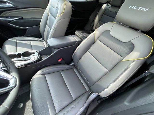 new 2025 Chevrolet Trax car, priced at $26,580