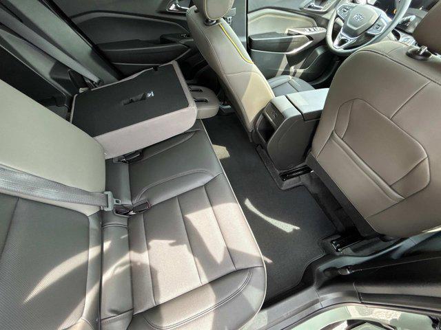 new 2025 Chevrolet Trax car, priced at $26,580