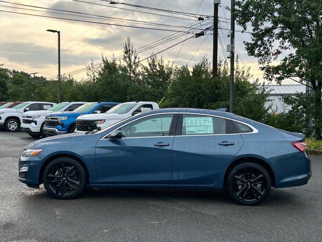 new 2024 Chevrolet Malibu car, priced at $30,130