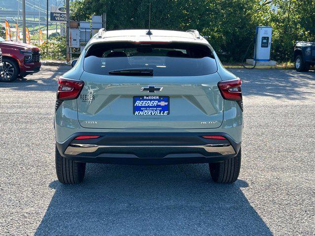 new 2025 Chevrolet Trax car, priced at $25,185
