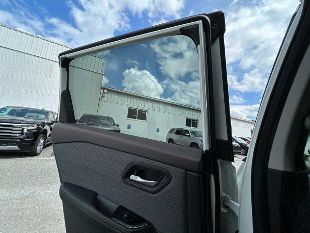 used 2022 Nissan Rogue car, priced at $24,995