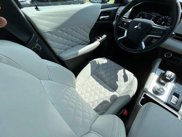 used 2023 Mitsubishi Outlander car, priced at $29,995