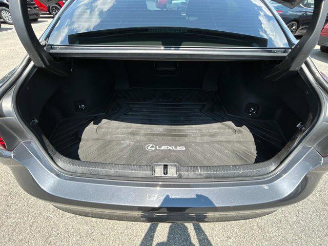 used 2022 Lexus ES 300h car, priced at $36,995