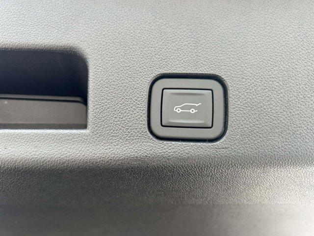 new 2026 Chevrolet Traverse car, priced at $60,210