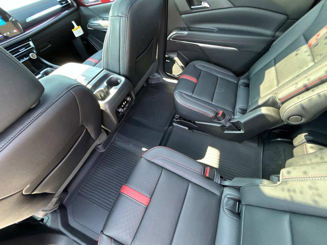 new 2026 Chevrolet Traverse car, priced at $57,715