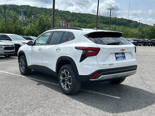 new 2025 Chevrolet Trax car