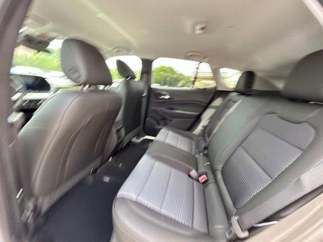 new 2025 Chevrolet Trax car