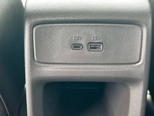 new 2025 Chevrolet Trax car