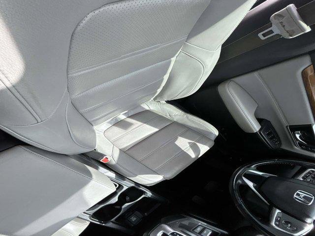 used 2018 Honda CR-V car, priced at $20,000