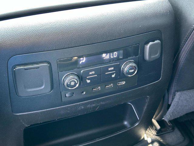 used 2019 GMC Yukon car, priced at $39,995