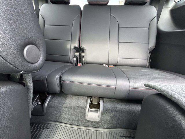 new 2026 Chevrolet Traverse car, priced at $59,215