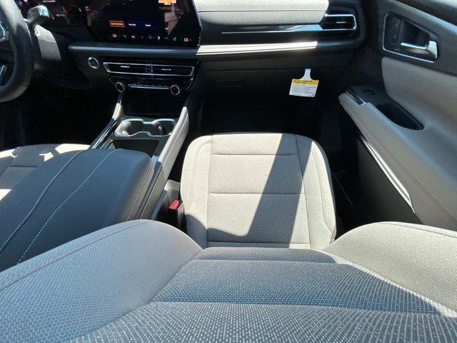 new 2026 Chevrolet Traverse car, priced at $42,835