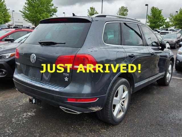 used 2013 Volkswagen Touareg car