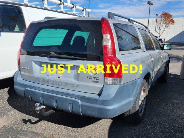 used 2004 Volvo XC70 car