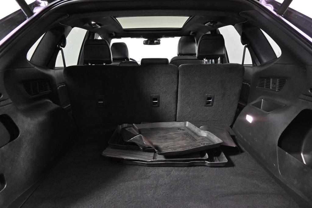 used 2024 Ford Edge car, priced at $27,498