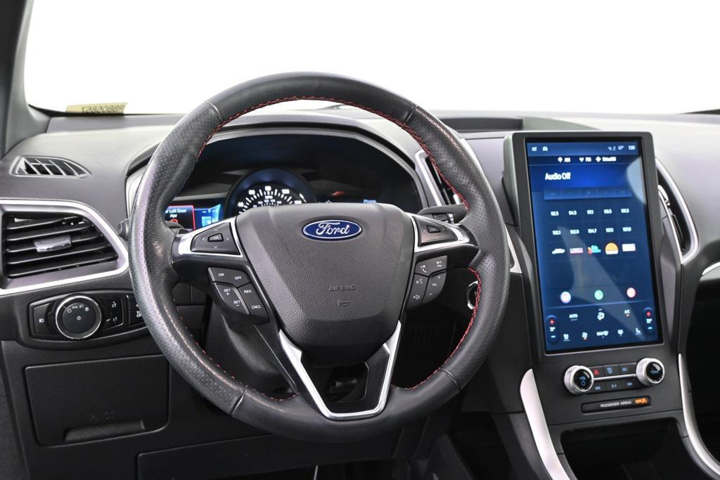 used 2024 Ford Edge car, priced at $27,498