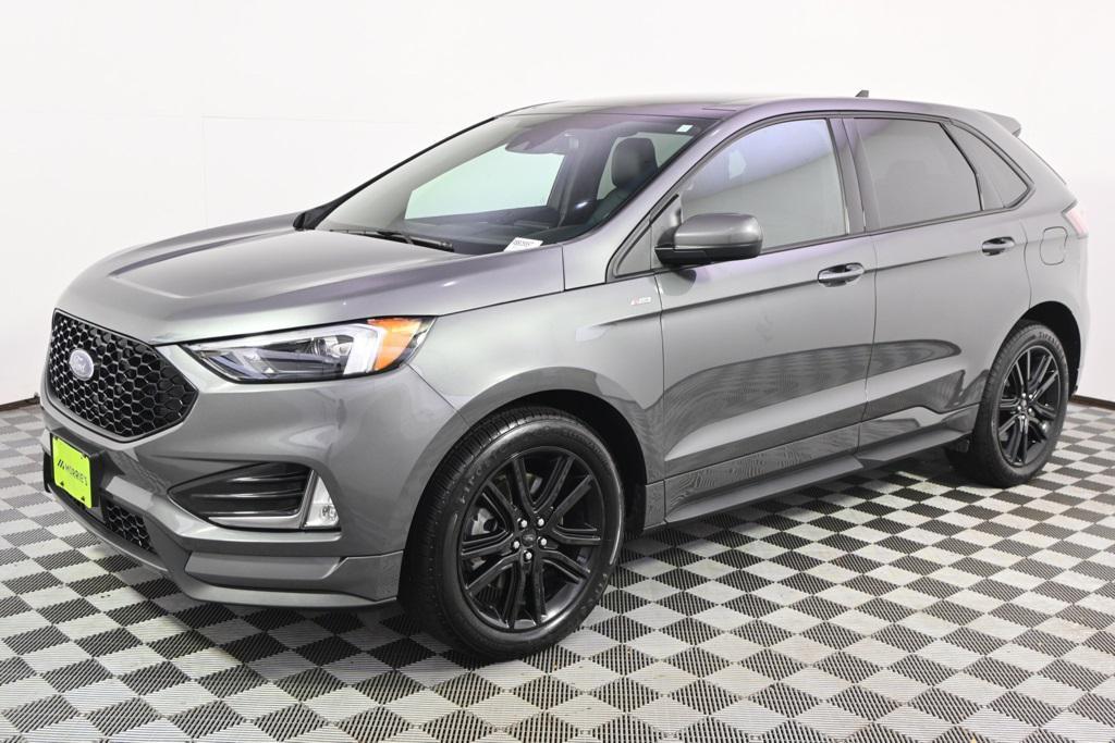 used 2024 Ford Edge car, priced at $27,498