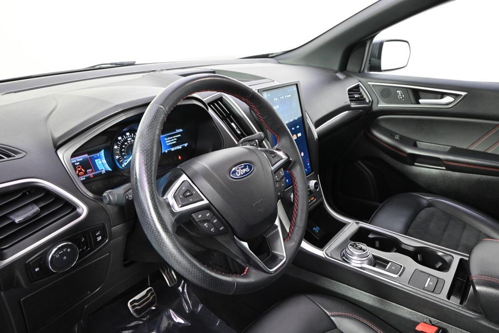 used 2024 Ford Edge car, priced at $27,498