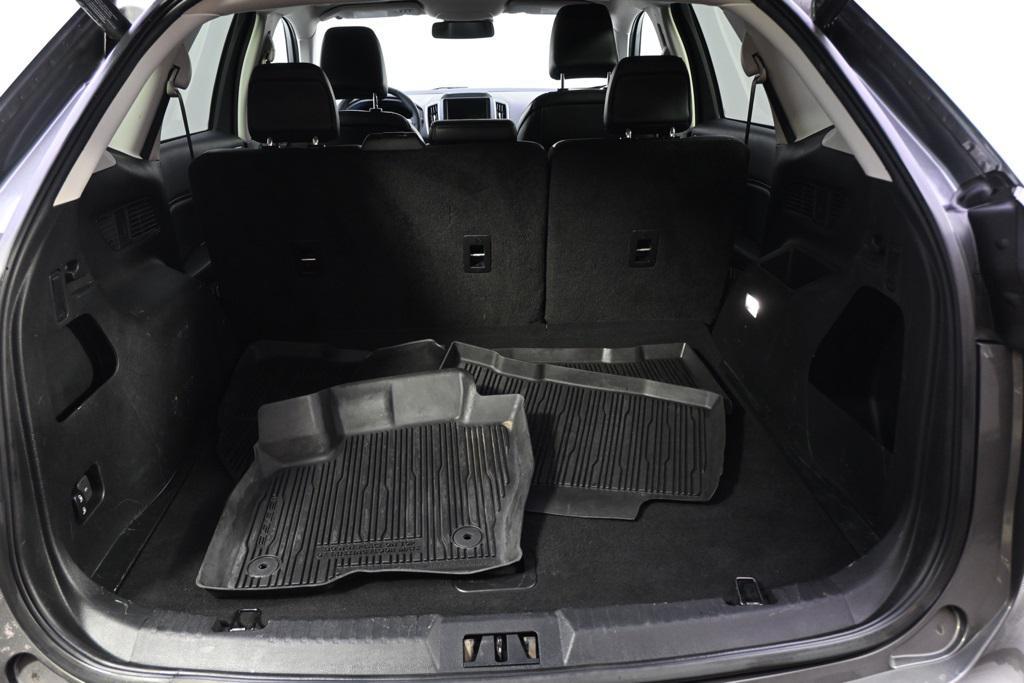 used 2022 Ford Edge car