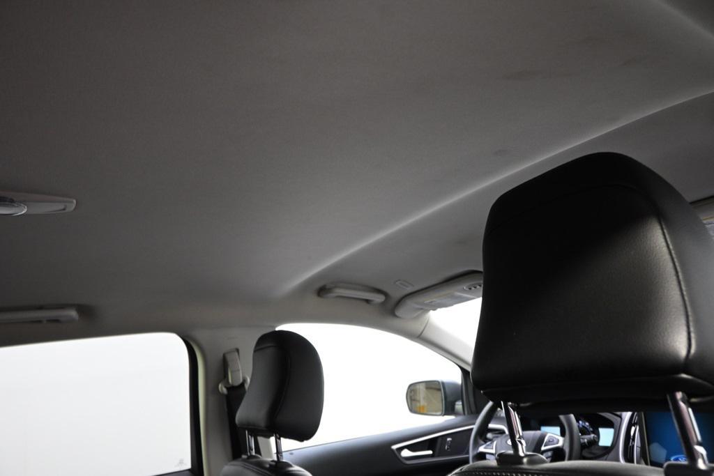 used 2022 Ford Edge car