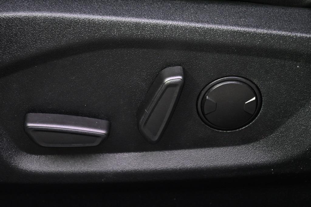used 2022 Ford Edge car