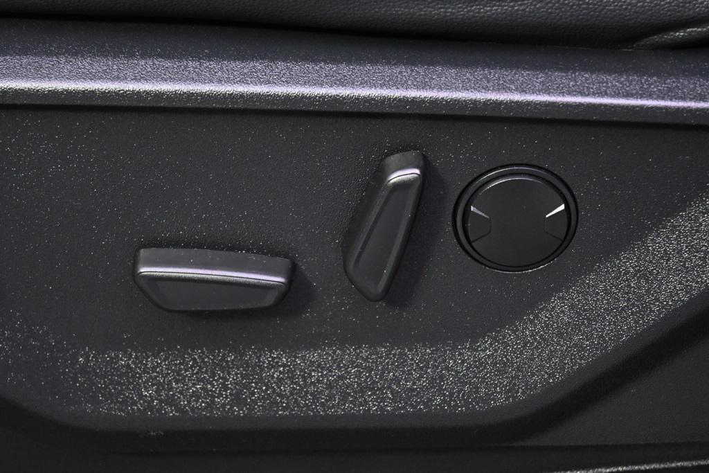 used 2023 Ford F-150 car, priced at $39,949