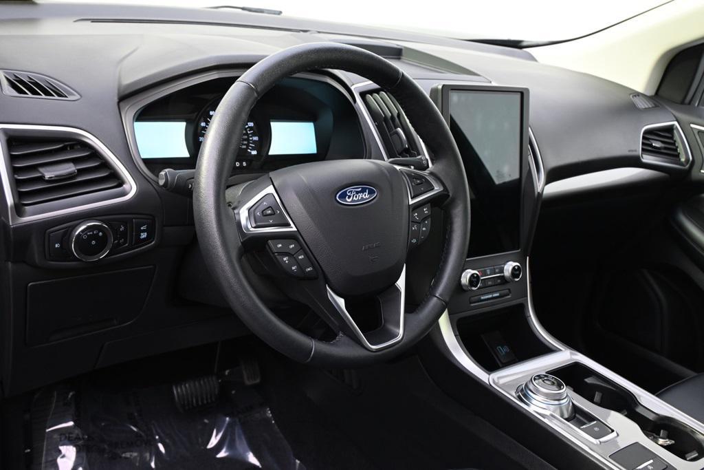 used 2024 Ford Edge car, priced at $28,498