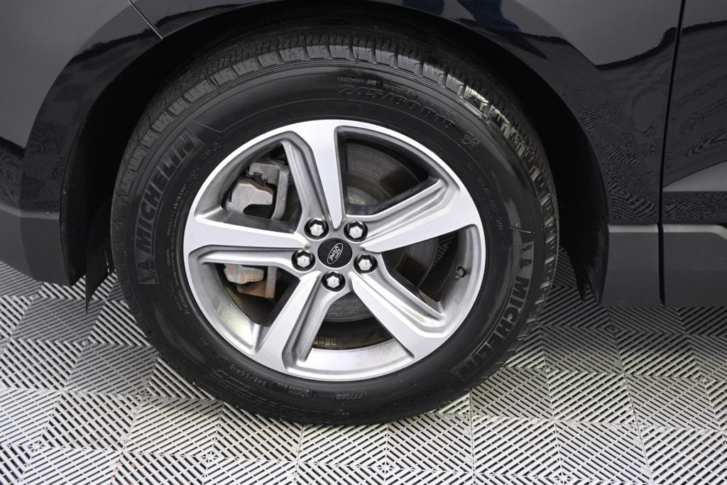 used 2024 Ford Edge car, priced at $28,498