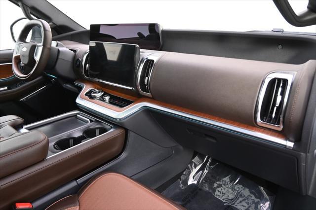 new 2025 Ford Expedition car, priced at $87,845