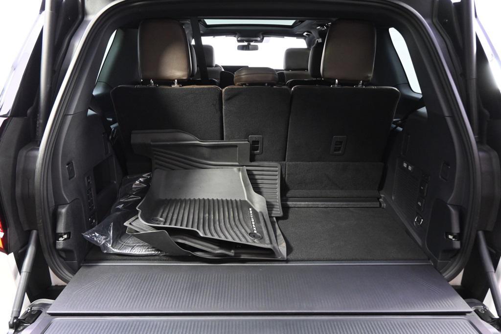 new 2025 Ford Expedition car, priced at $83,845