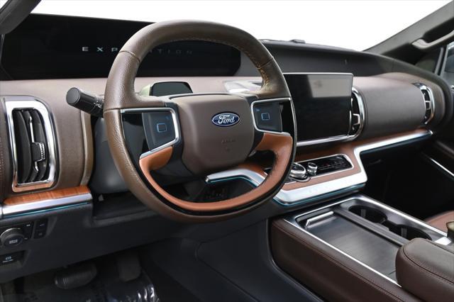 new 2025 Ford Expedition car, priced at $87,845