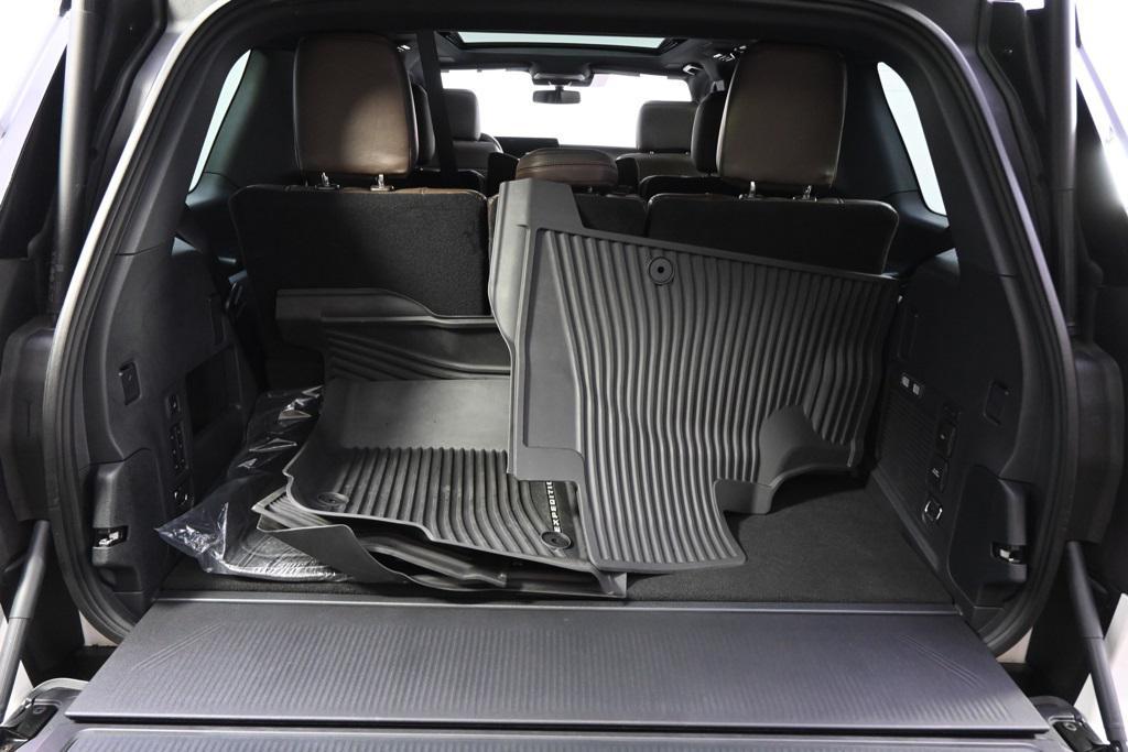 new 2025 Ford Expedition car, priced at $83,845