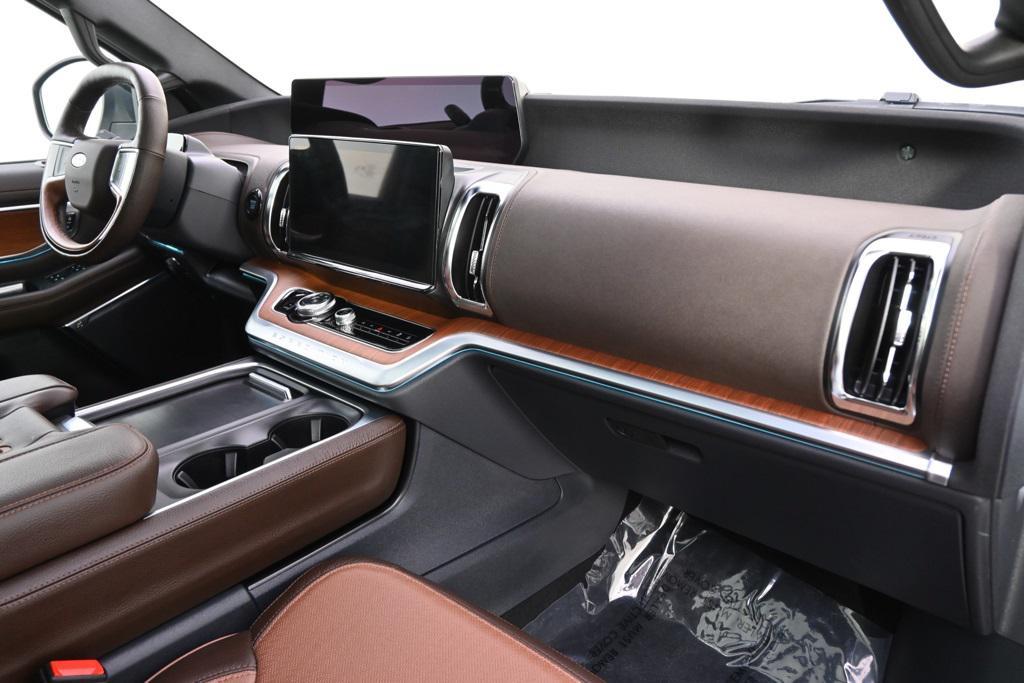 new 2025 Ford Expedition car, priced at $83,845