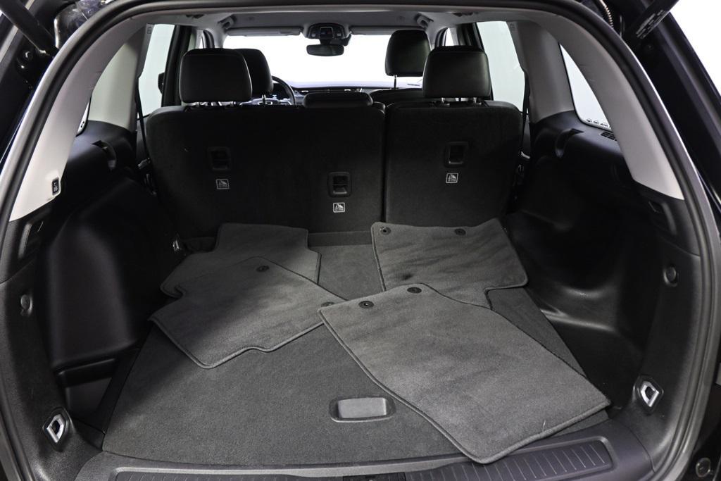 used 2022 Jeep Grand Cherokee car, priced at $29,798