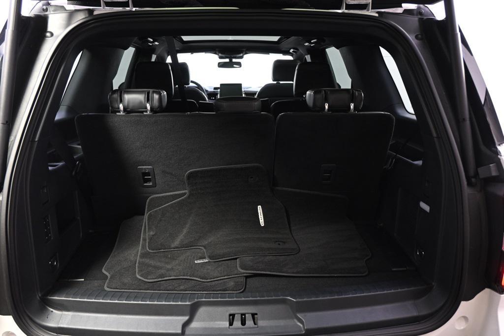 used 2024 Ford Expedition car, priced at $66,989