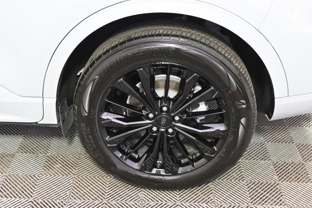 new 2025 Ford Escape car, priced at $37,975