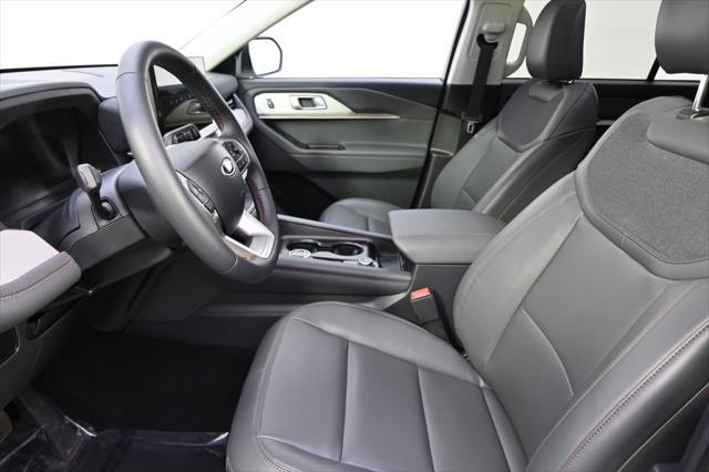 new 2025 Ford Explorer car, priced at $45,249