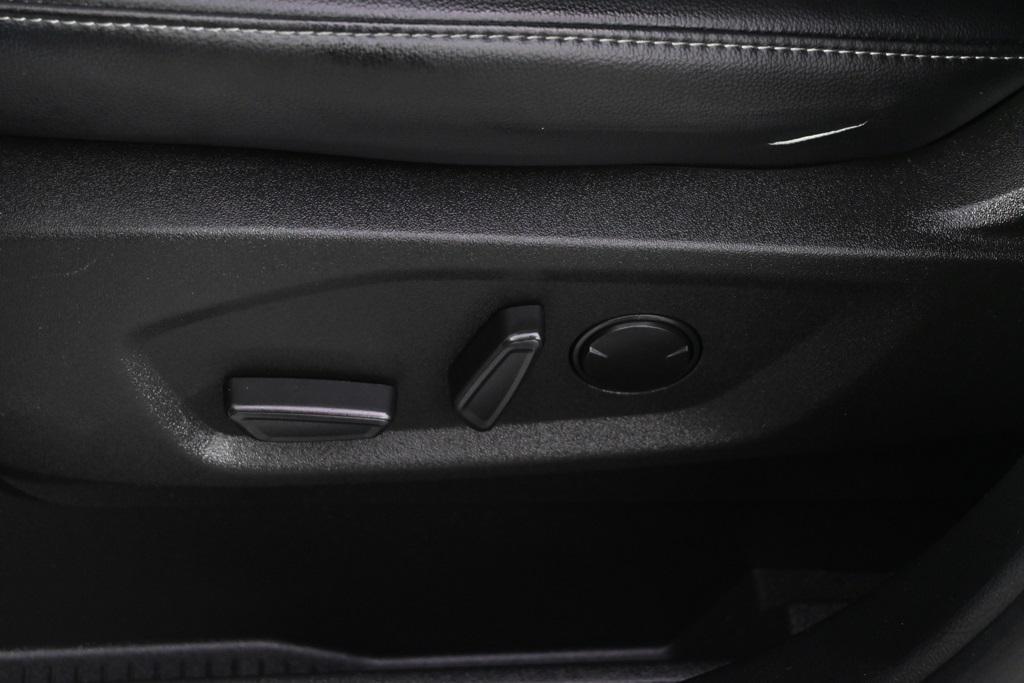 used 2023 Ford Edge car, priced at $23,559