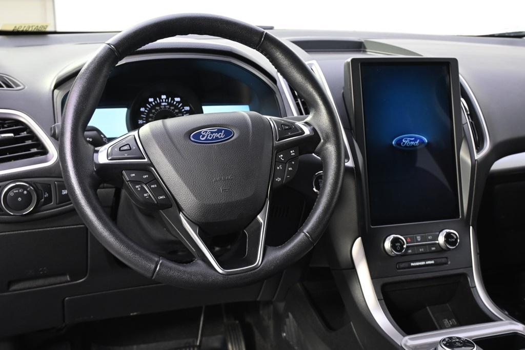 used 2024 Ford Edge car, priced at $21,998