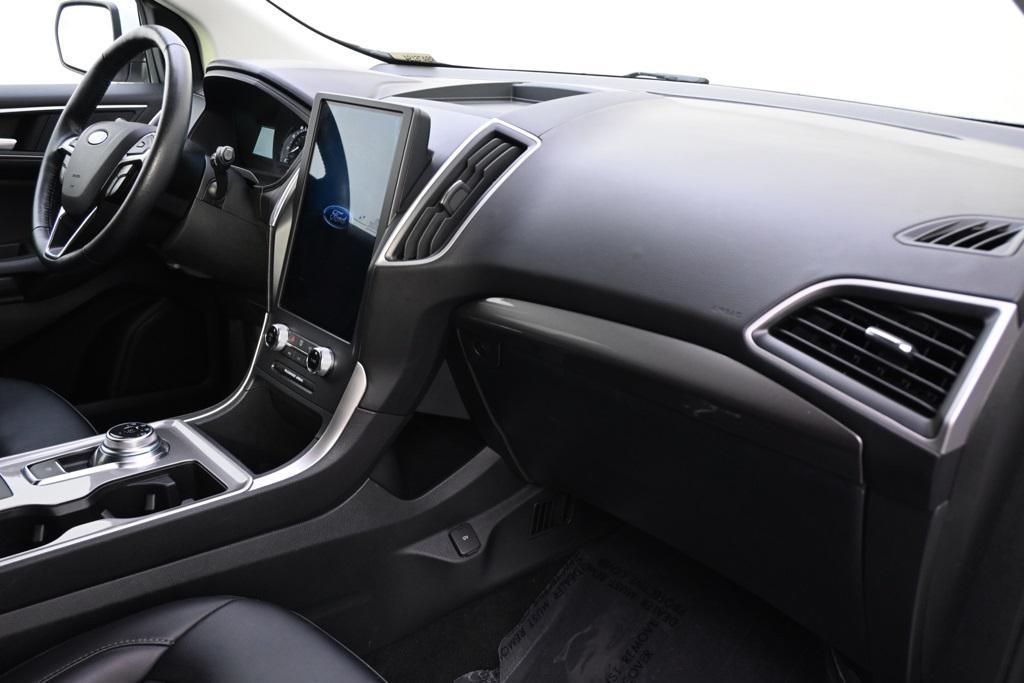 used 2024 Ford Edge car, priced at $21,998