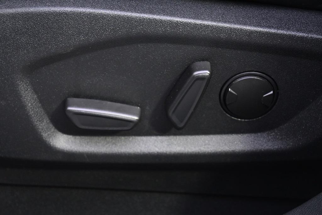 used 2024 Ford Edge car, priced at $21,998