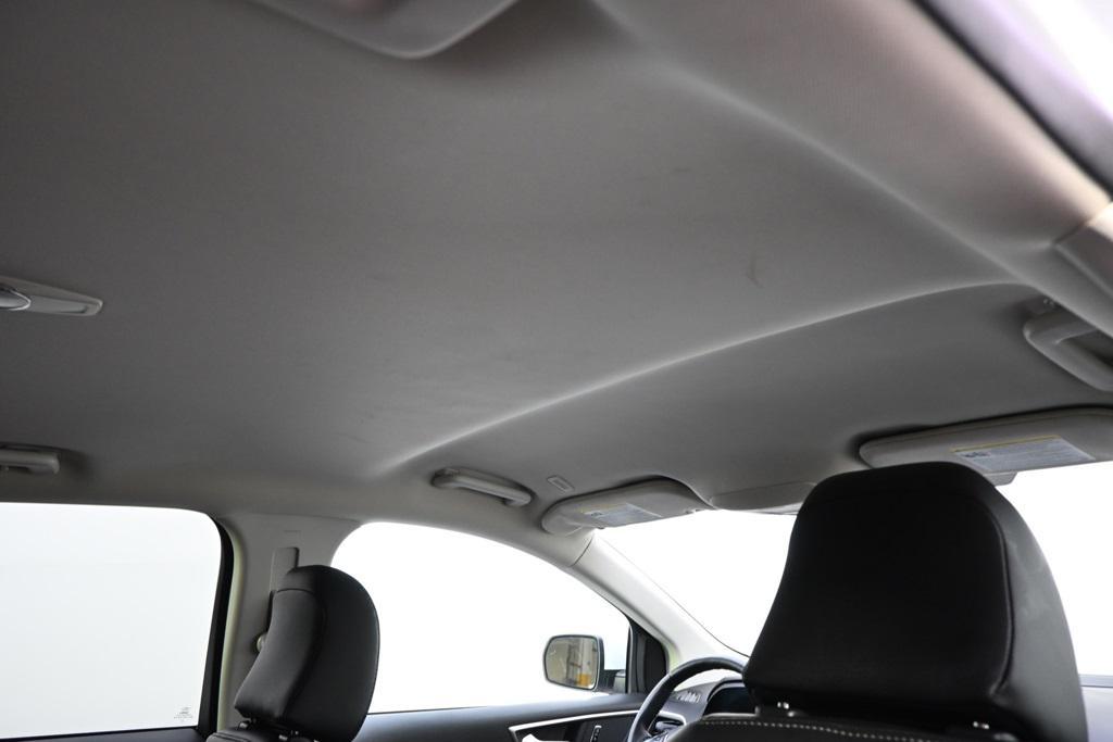 used 2024 Ford Edge car, priced at $21,998