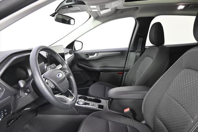 new 2025 Ford Escape car, priced at $35,428