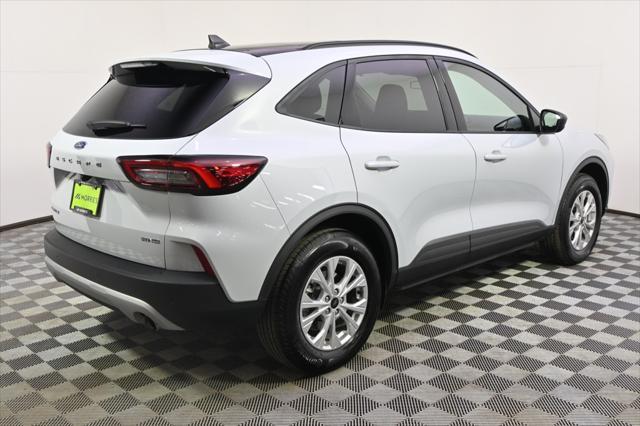 new 2025 Ford Escape car, priced at $35,428