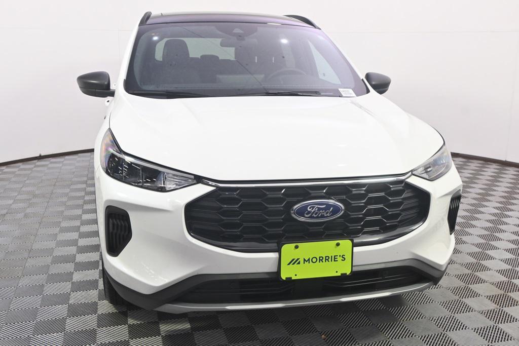 new 2025 Ford Escape car, priced at $30,452