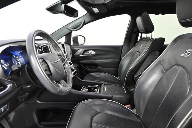 used 2021 Chrysler Pacifica car, priced at $32,165