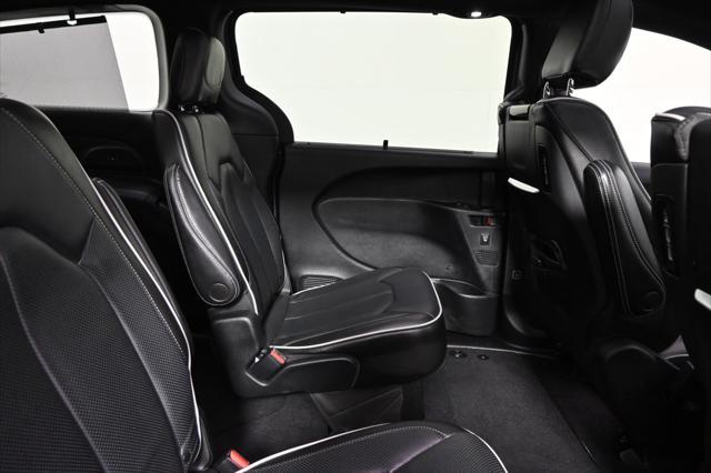 used 2021 Chrysler Pacifica car, priced at $32,165